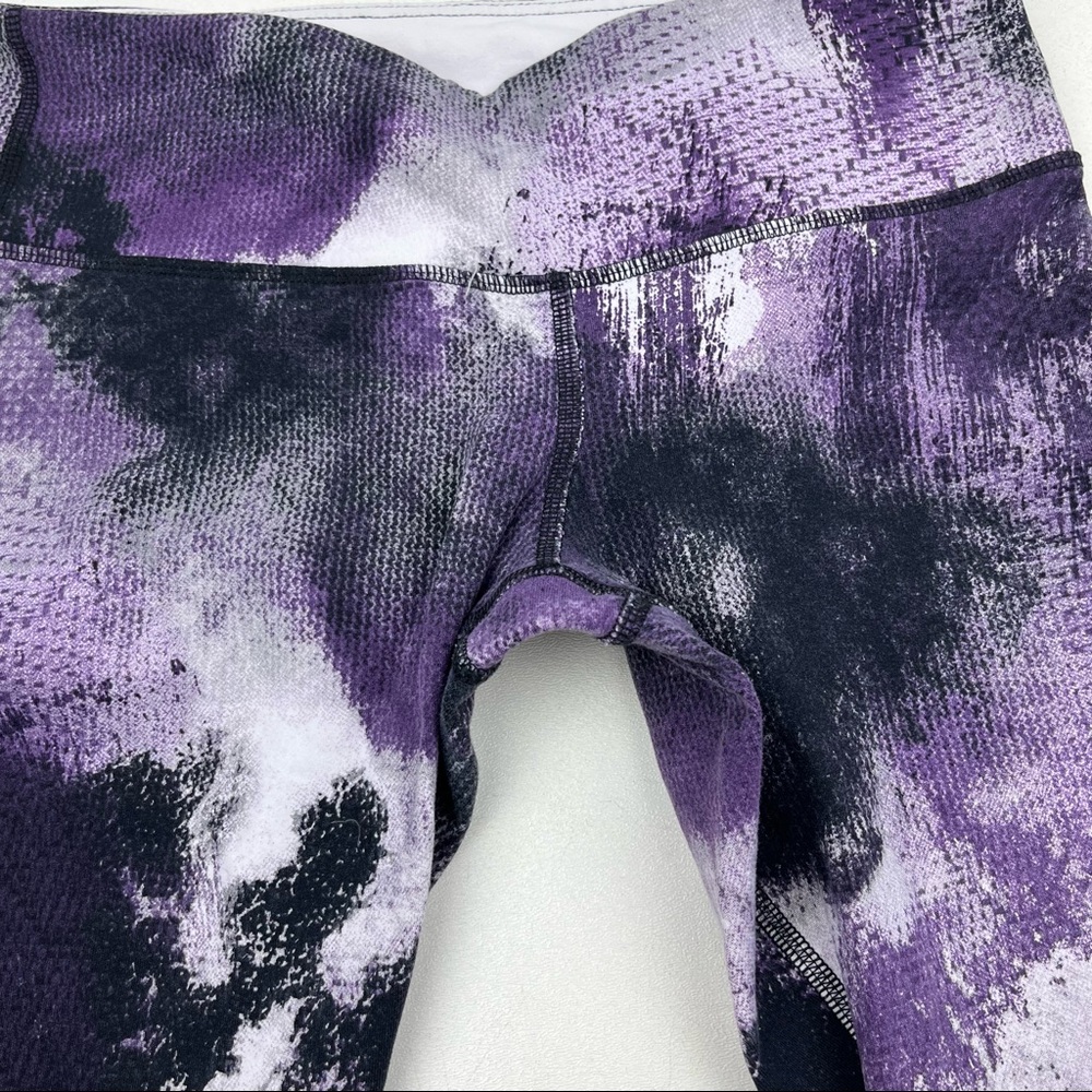 ALO Yoga Airbrush Purple Smoke Printed Leggings - Picture 8 of 9